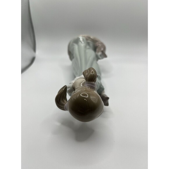 Lladro Don’t Forget Me! Girl with Kittens Cat Porcelain Figurine 8” #5743 No Box - Picture 5 of 6